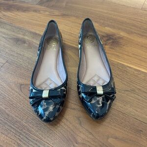 Vince Camuto Black and Gray Patterned Flats
